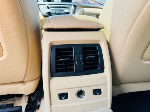 Used 2015 BMW 328i Gran Turismo xDrive image 14