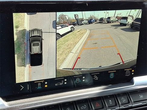 Used 2023 Chevrolet Silverado 1500 LTZ w/ Z71 Off-Road Package image 13