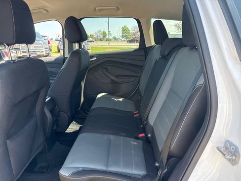 Used 2016 Ford Escape SE AWD/4WD image 17