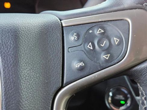 Used 2017 GMC Yukon XL Denali w/ Open Road Package image 10