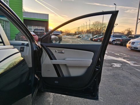 Used 2011 MAZDA CX-9 Touring w/ Moonroof & Bose Audio Pkg image 14