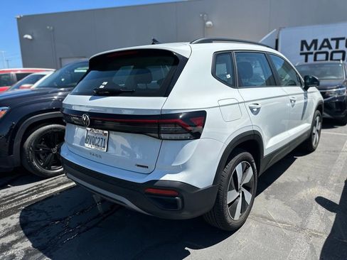 Used 2025 Volkswagen Taos S AWD/4WD image 5