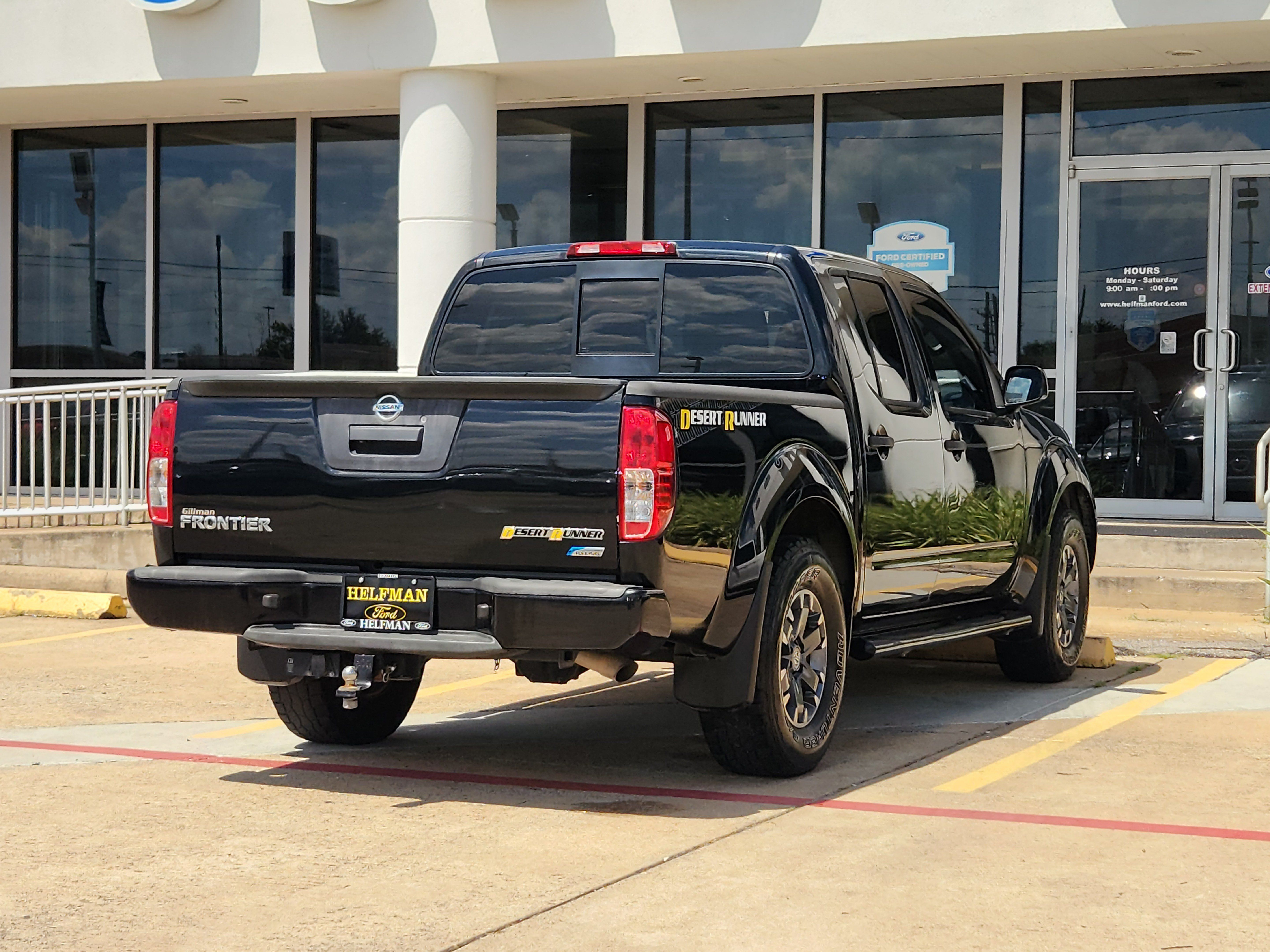 Used 2019 Nissan Frontier Desert Runner RWD image 3
