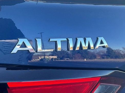 Used 2022 Nissan Altima 2.5 S image 22