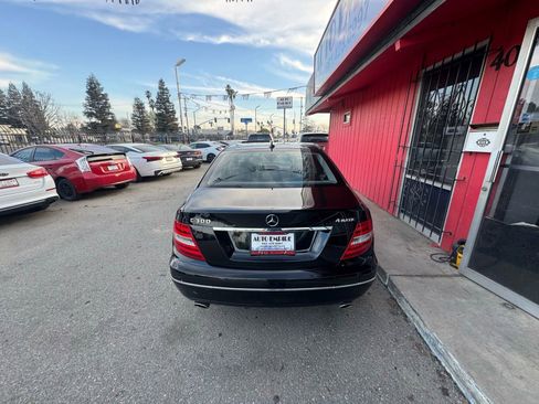 Used 2012 Mercedes-Benz C 300 4MATIC Sedan image 7