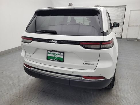 Used 2023 Jeep Grand Cherokee Laredo AWD/4WD image 7