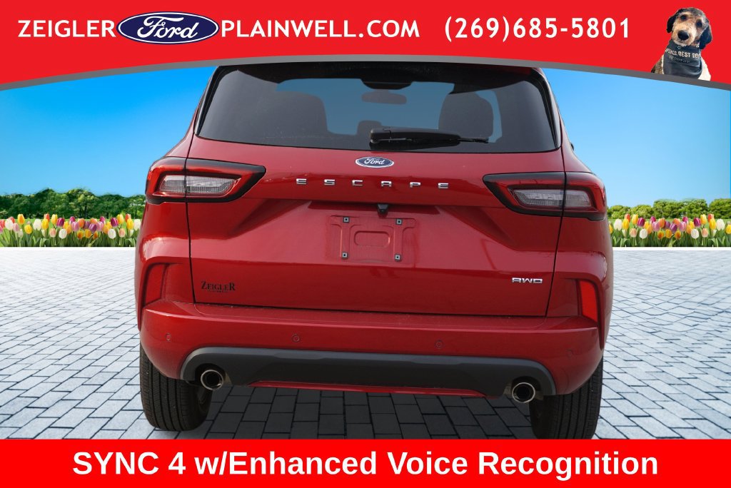 Used 2024 Ford Escape ST-Line w/ Tech Pack #1 AWD/4WD image 4