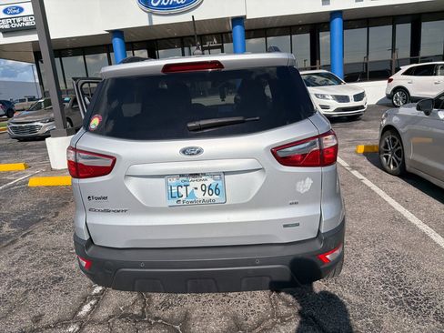 Used 2020 Ford EcoSport SE w/ SE Convenience Package FWD image 9