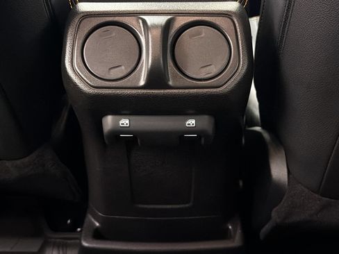 Used 2024 Jeep Wrangler Unlimited AWD/4WD image 34