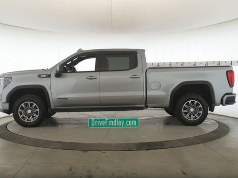 Used 2024 GMC Sierra 1500 AT4 w/ AT4 Premium Package image 9