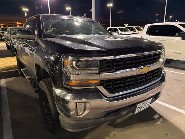Used 2018 Chevrolet Silverado 1500 LT w/ Texas Edition RWD image 2