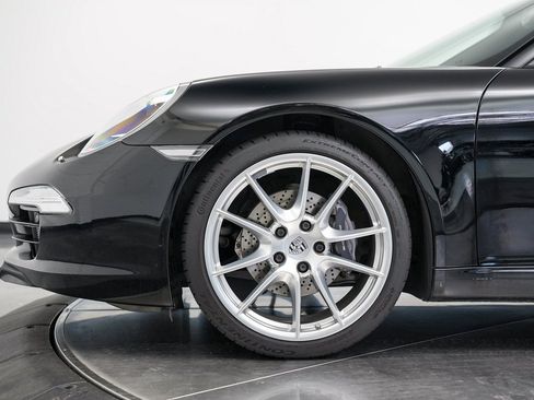 Used 2014 Porsche 911 Carrera image 18