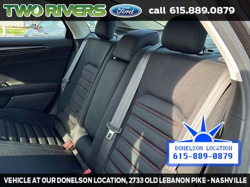 Used 2016 Ford Fusion SE image 28