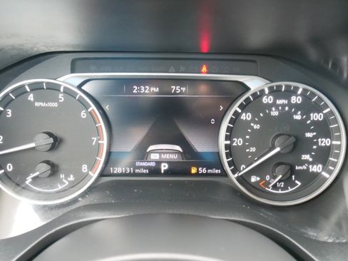 Used 2021 Nissan Rogue SV image 24