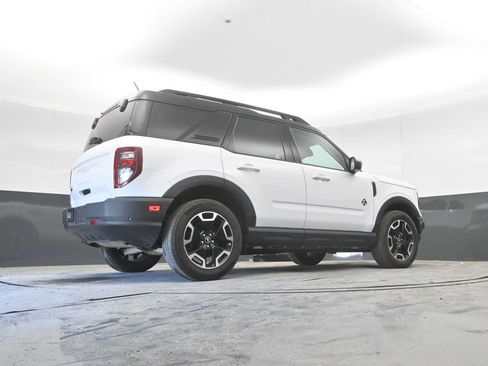 Used 2023 Ford Bronco Sport Outer Banks w/ Tech Package AWD/4WD image 34