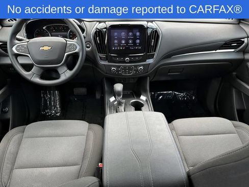 Certified 2023 Chevrolet Traverse LT FWD image 16