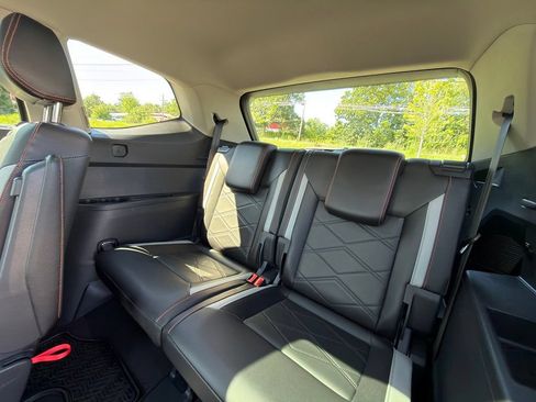 Used 2024 Volkswagen Atlas Peak Edition SEL AWD/4WD image 20