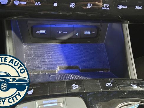 Used 2022 Hyundai Tucson SEL w/ Cargo Package image 16