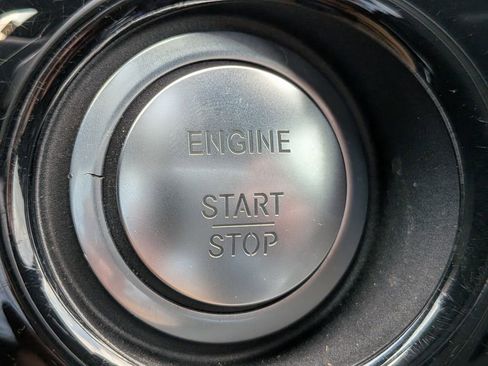 Used 2015 Mercedes-Benz S 63 AMG 4MATIC Sedan image 25