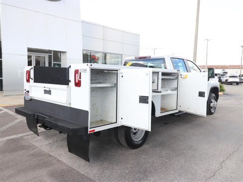 Used 2022 Chevrolet Silverado 3500 W/T w/ WT Fleet Convenience Package image 15