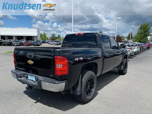 Used 2013 Chevrolet Silverado 1500 LT w/ All-Star Edition AWD/4WD image 7