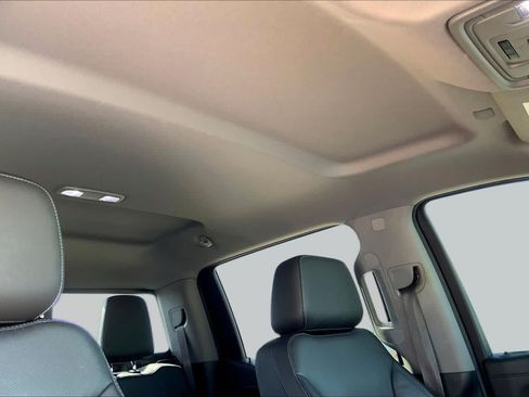 Used 2019 GMC Sierra 1500 SLT w/ SLT Premium Package AWD/4WD image 14