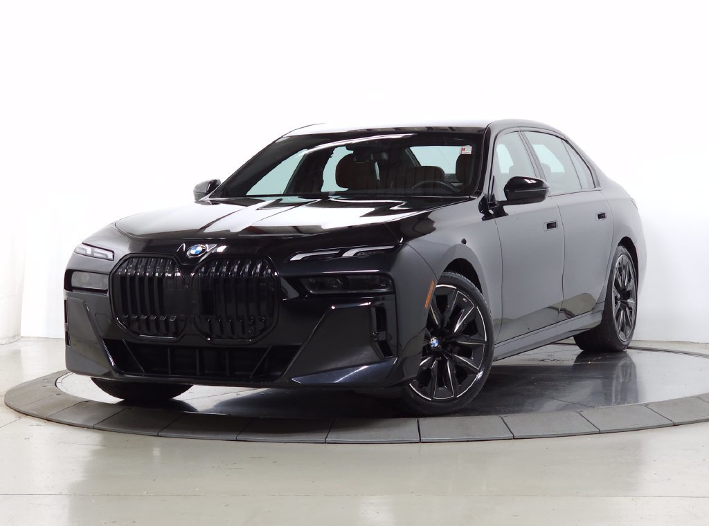 Used 2023 BMW 760i xDrive AWD/4WD image 1
