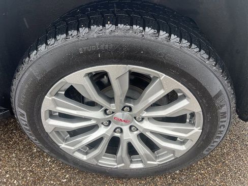 Used 2022 GMC Yukon Denali AWD/4WD image 9