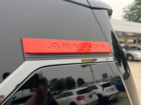 Certified 2025 Nissan Armada PRO-4X w/ Pro-4X Premium Package AWD/4WD image 35