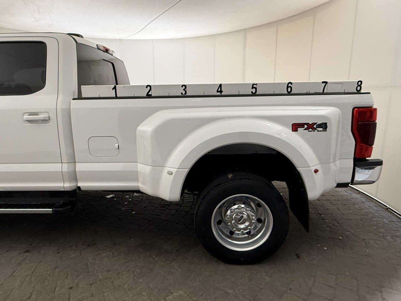 Used 2022 Ford F450 Lariat w/ FX4 Off-Road Package AWD/4WD image 5