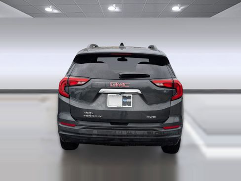 Used 2018 GMC Terrain SLE w/ Driver Convenience Package image 10