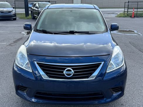 Used 2013 Nissan Versa SV w/ Convenience Pkg image 2