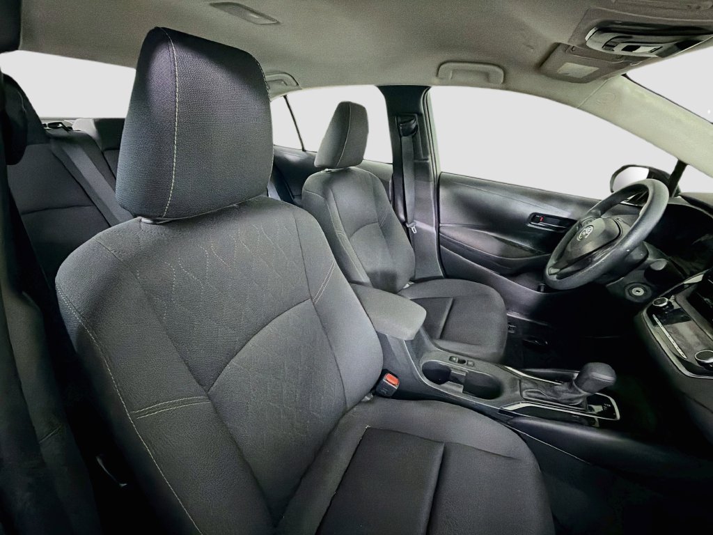 Used 2023 Toyota Corolla LE FWD image 25