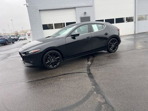 Used 2024 MAZDA MAZDA3 s image 19