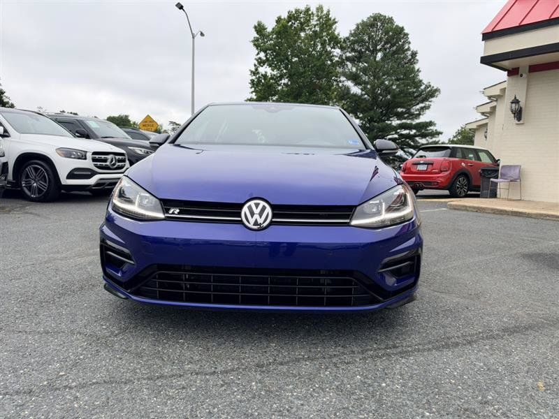 Used 2018 Volkswagen Golf 4-Door AWD/4WD image 2