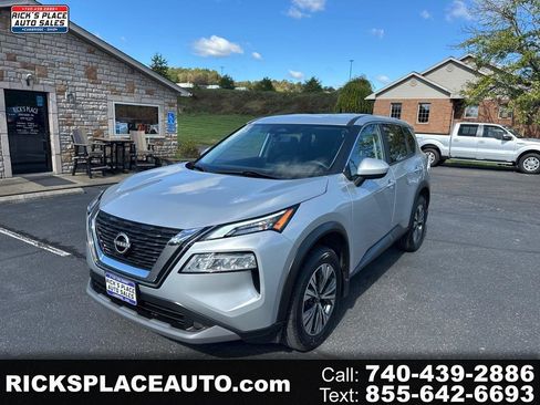 Used 2023 Nissan Rogue SV image 1