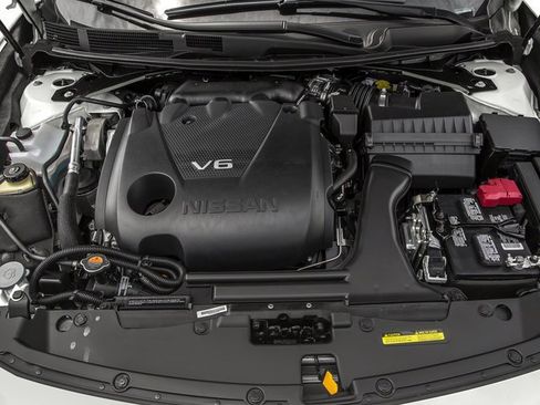 Used 2016 Nissan Maxima Platinum FWD image 16