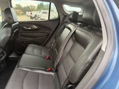 Used 2024 GMC Terrain SLT w/ Infotainment Package II AWD/4WD image 27