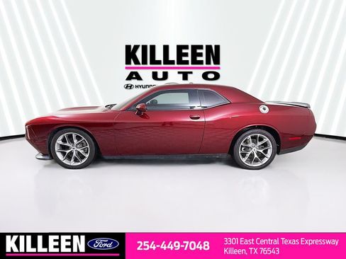 Used 2023 Dodge Challenger GT RWD image 4