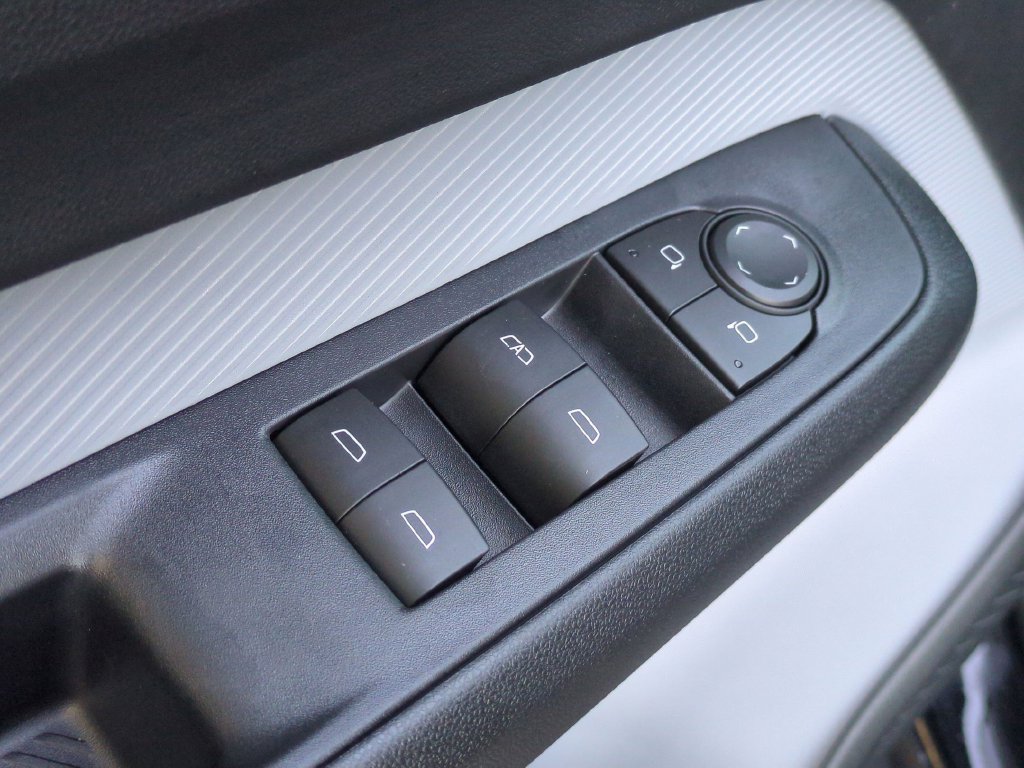 New 2027 Chevrolet Bolt LT w/ Comfort Package FWD image 14