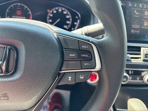 Used 2018 Honda Accord EX image 59