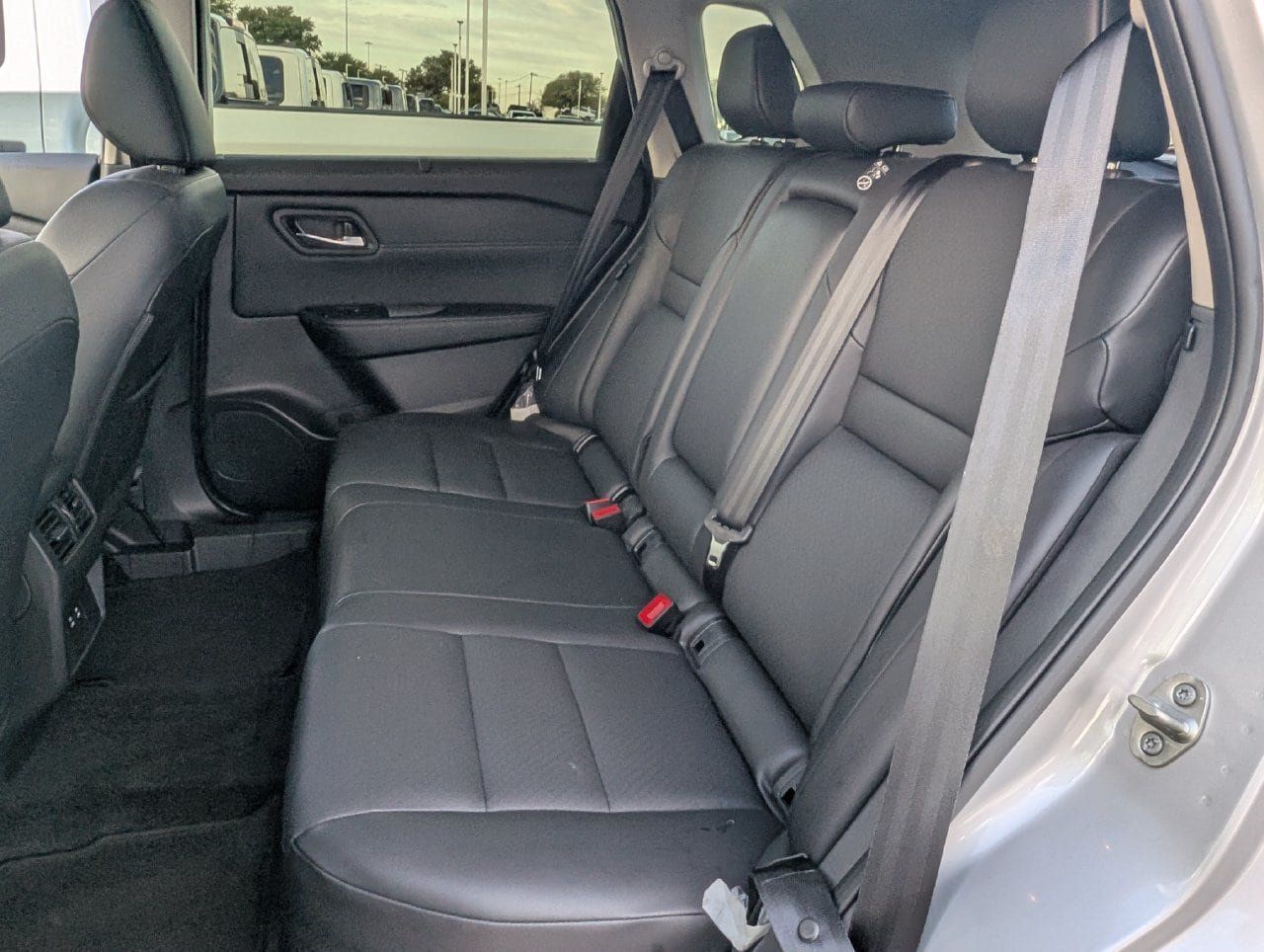 Certified 2025 Nissan Rogue SV w/ SV Premium Package FWD image 28