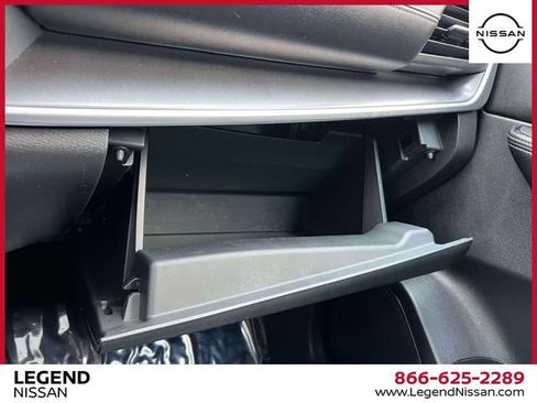 Certified 2024 Nissan Rogue SV w/ SV Premium Package AWD/4WD image 35