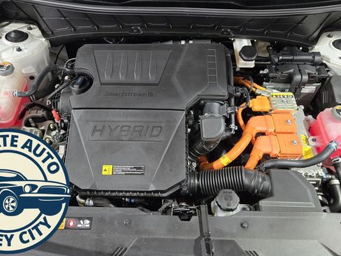 Used 2023 Kia Niro SX image 35