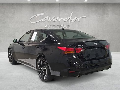 Used 2024 Nissan Altima 2.5 SR FWD image 14
