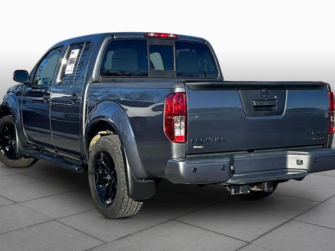 Used 2021 Nissan Frontier SV w/ Midnight Edition Floor Mats AWD/4WD image 12