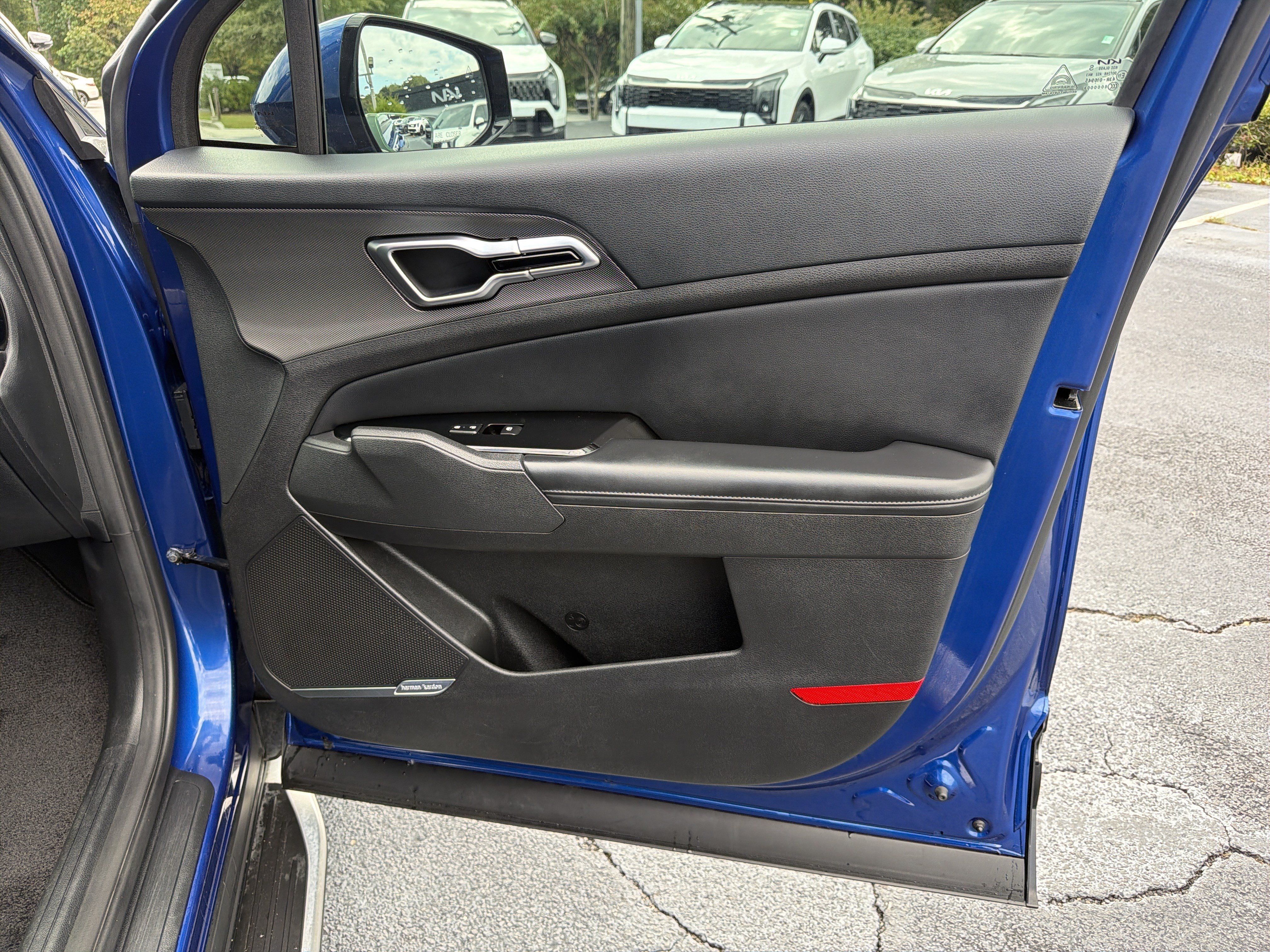 Used 2023 Kia Sportage SX FWD image 14
