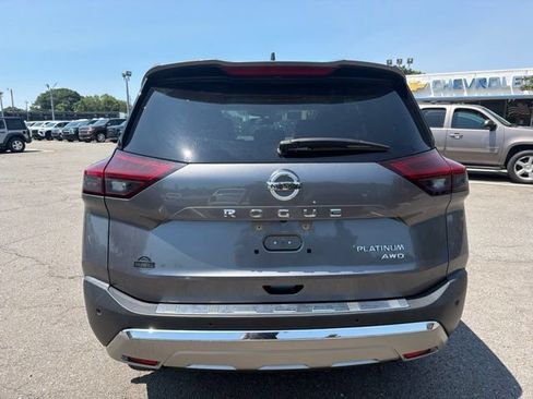 Used 2021 Nissan Rogue Platinum AWD/4WD image 5