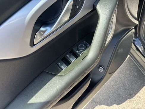 Used 2023 Chevrolet Blazer LT w/ Convenience Package image 16