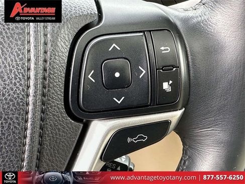 Used 2015 Toyota Highlander Limited Platinum image 27